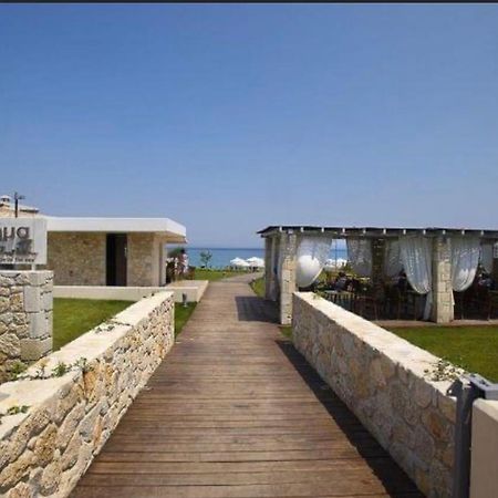 Detached Villa With Sea View Ханиоти Екстериор снимка